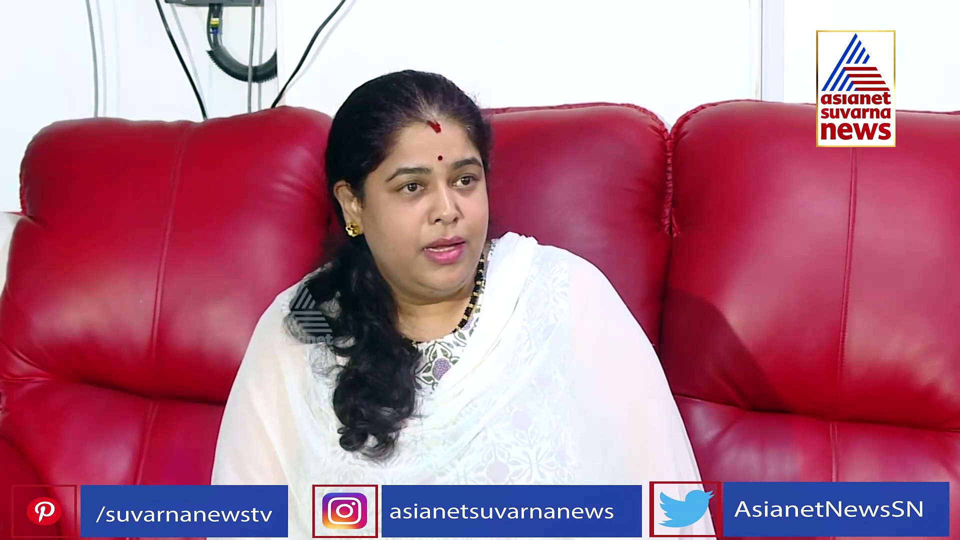 ಪವಿತ್ರಾ ಬಳಿ ಇರುವ ಡೈಮಂಡ್ ನೆಕ್ಲೆಸ್ ನನ್ನ ಅತ್ತೆಯದ್ದು; ರಮ್ಯಾ ಆರೋಪ