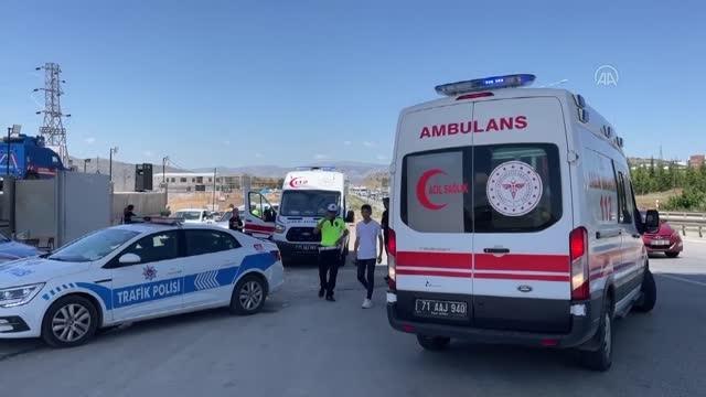 Son dakika haberi | KIRIKKALE - Zincirleme trafik kazasında 5 kişi yaralandı