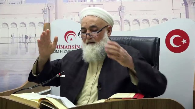 1998 YILINDA MAHMUD EFENDİ HZ. İLE HAC YAPARKEN ANİDEN TELEFON GELDİ KOŞARAK YANINA GİTTİM !