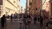 Saldi, romani e turisti nei negozi di via del Corso: "Giusto qualche acquisto"