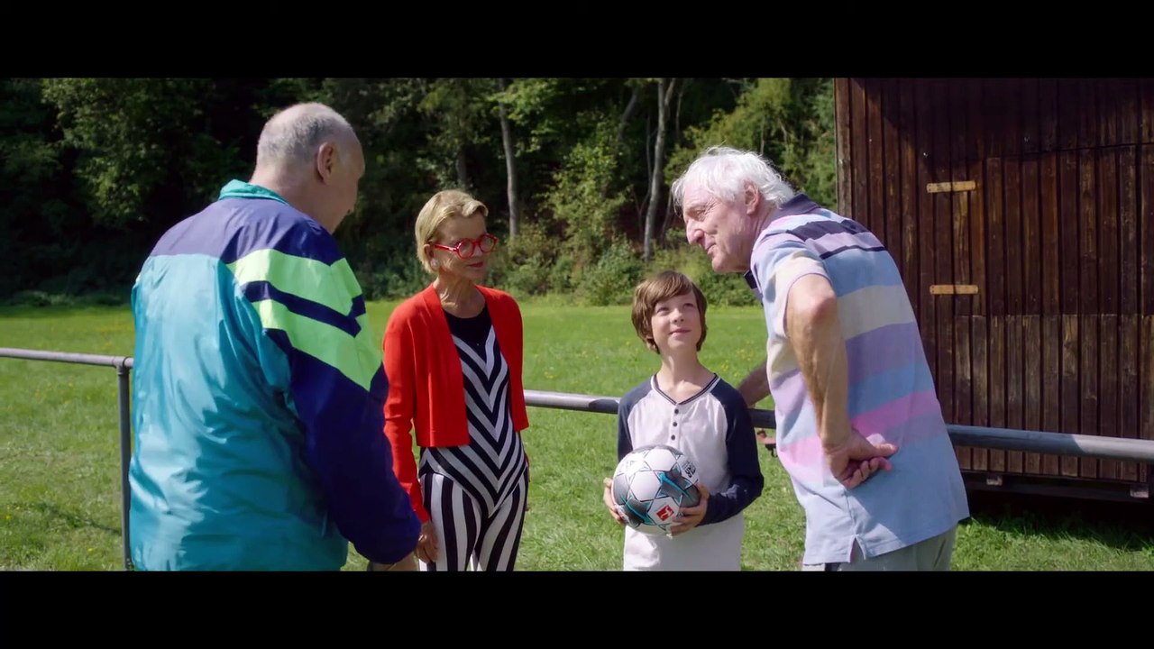 Max und die wilde 7 - Trailer