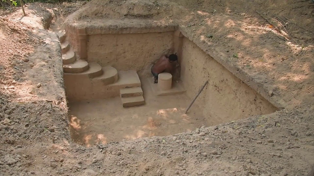 Building Underground House With Underground Swimming Pool - 2