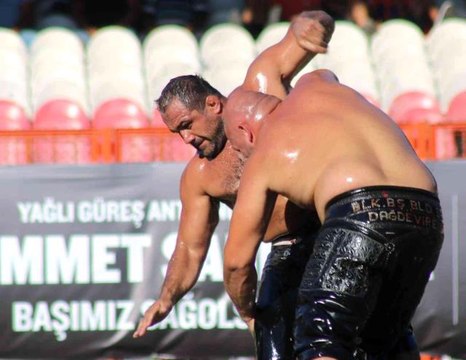 Kırkpınar'da büyük şok, geçmiş yılların şampiyonları çeyrek finale kalamadı