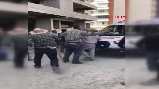 Son dakika haber... İNŞAATTAN DÜŞEN KİŞİ İÇİN GELEN SAĞLIK EKİBİ SALDIRIYA UĞRADI, HASTANEYE 'GEÇ' KALDIRILAN İŞÇİ ÖLDÜ