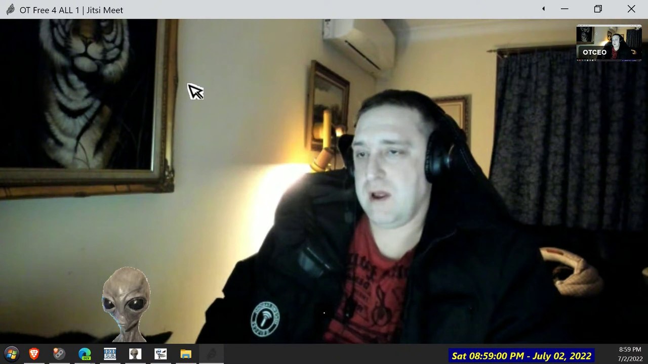 Live UFO chat with Paul --050- N.Z. Late Night Ghost and UFO Chat with GabberBeastTV - 1080p~-Pt1