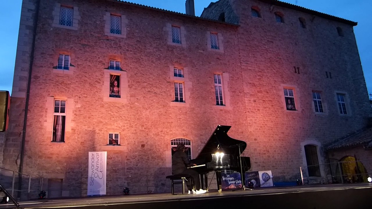 ANDRE MANOUKIAN aux nocturnes sainte victoire à TRETS 30JUIN2022