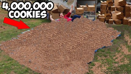 Giving My 4,000,000th Subscriber 4,000,000 Cookies