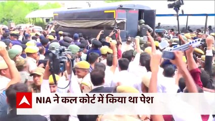 Udaipur Murder Case: Kanhaiyalal's killers beaten up by mob in court | ABP News