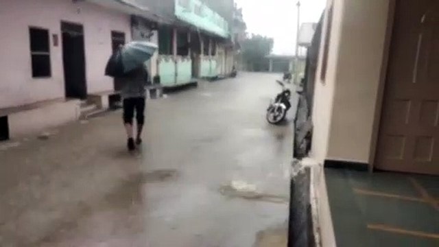 कहीं झमाझम बारिश तो कहीं रिमझिम