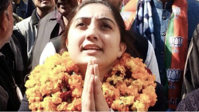 Prophet Mohammad row: Kolkata lookout notice against Nupur Sharma | ABP News