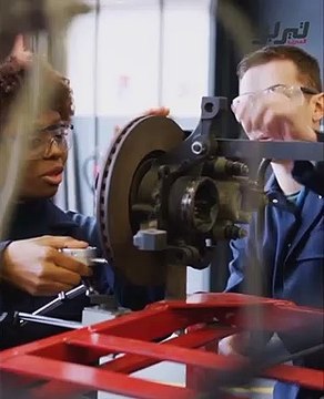 أهميةُ وطريقةُ تغييرِ زيتِ فراملِ السيارةِ