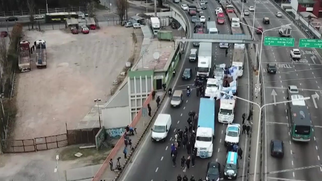 "연료비 급등에 지구촌 몸살...성난 민심 곳곳 분출" / YTN