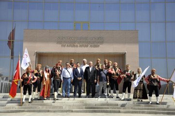 Kırgızistan'da Ankara yöresine ait halk oyunları sergilendi