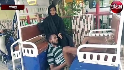 फिर दिखी अस्पताल की लापरवाही, स्टैचर टूटा पड़ा