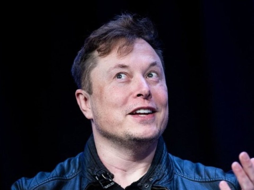 Skurriles Treffen: Was macht Elon Musk beim Papst?