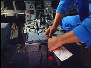 downloadeone_aircraft-a320-nose-landing-gear-doors-opening-1656852322