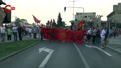 Kuzey Makedonya'da, Fransa'nın önerisi protesto edildi
