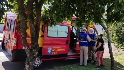 Mulher de 51 anos cai de bicicleta na Avenida Tancredo Neves e é socorrida pelo Siate