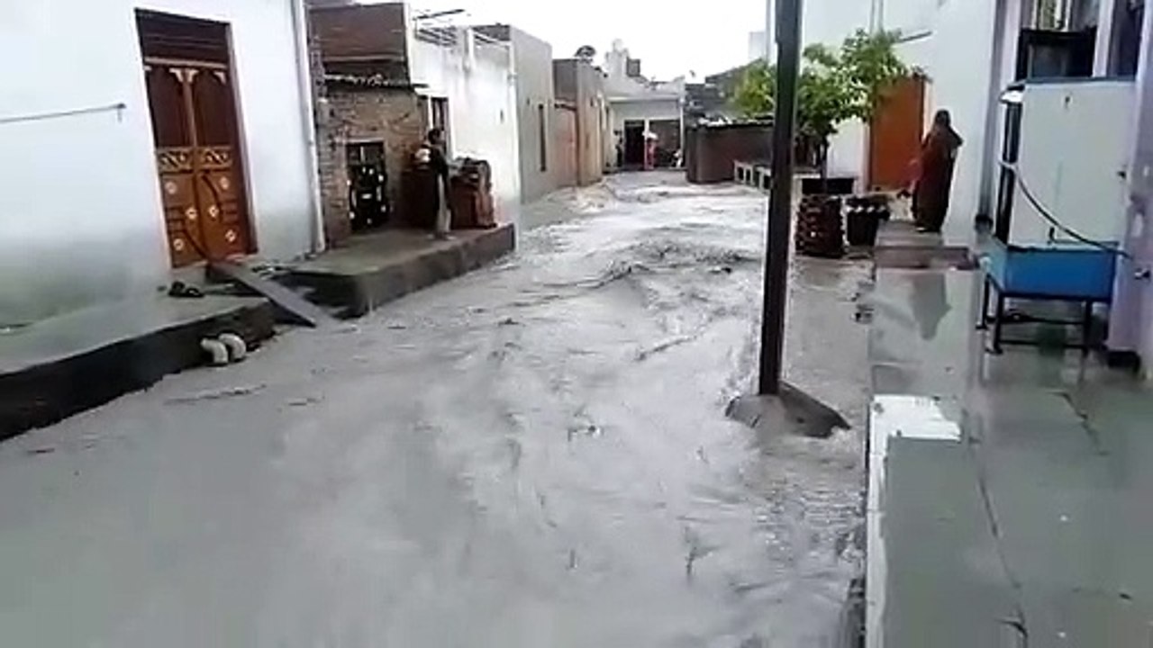 कोटा में प्रेमनगर द्वितीय का नाला उफना, सड़कें...