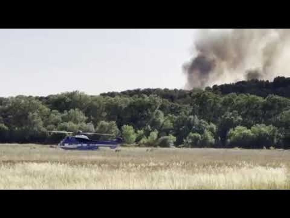 Important incendie en cours à Velaux, plus d'une centaine de pompiers et 4 Canadair sur place