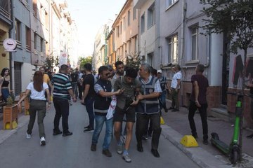 Son dakika haber | ESKİŞEHİR'DE İZİNSİZ LGBT YÜRÜYÜŞÜNE 10 GÖZALTI