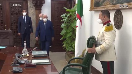 Cezayir Cumhurbaşkanı Tebbun, kabine toplantısına başkanlık etti