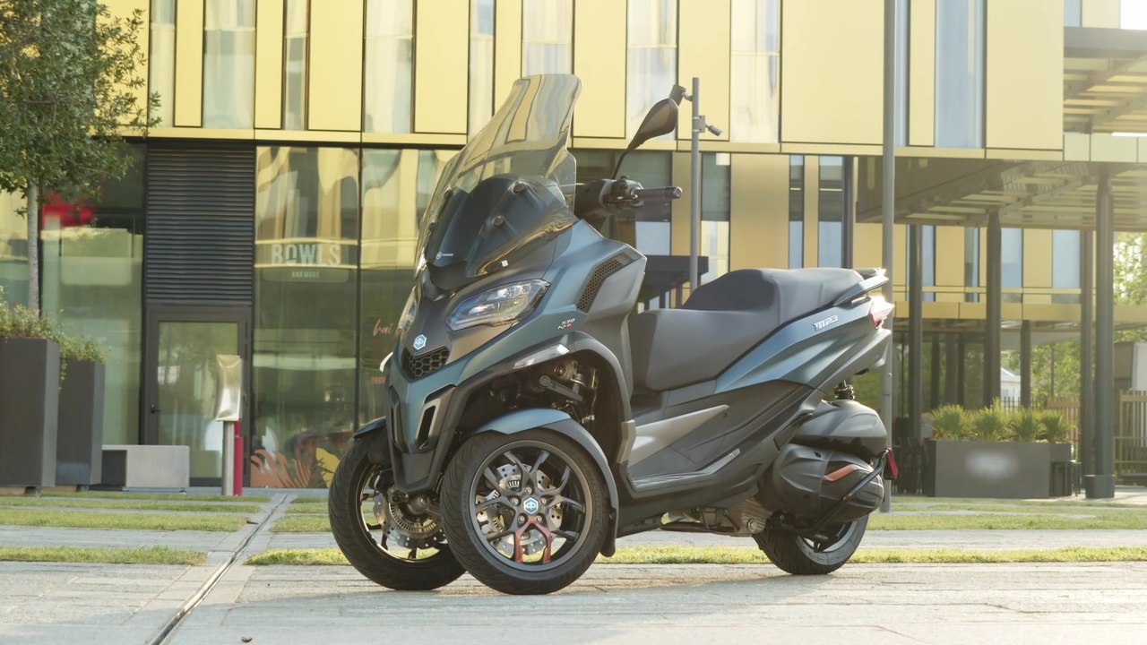 The new Piaggio MP3 Design Preview