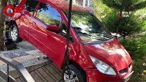 Kaza yapan araç evin bahçesine uçtu: 1 yaralı