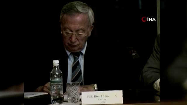 Dışişleri eski bakanı İlter Türkmen vefat etti