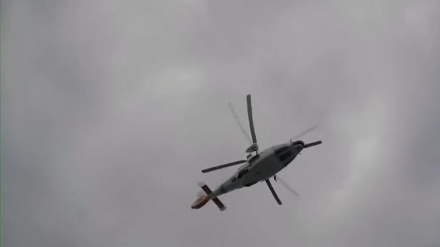 Complicado rescate del tripulante de un pesquero en aguas del Atlántico sur en Argentina