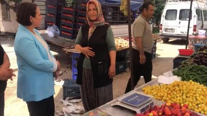 Adanalı Pazarcı: Biberin Kilosu 10 Lira, '5 Tane Tart, Ne Gelirse Ver' Diyor Müşteri