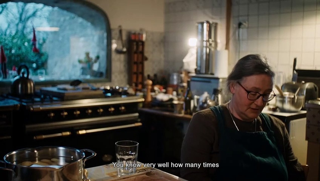 Nelly & Nadine Trailer OmeU