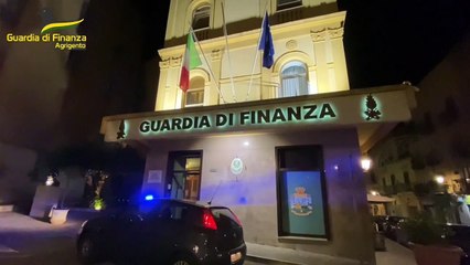 I viaggi di lusso dei migranti
