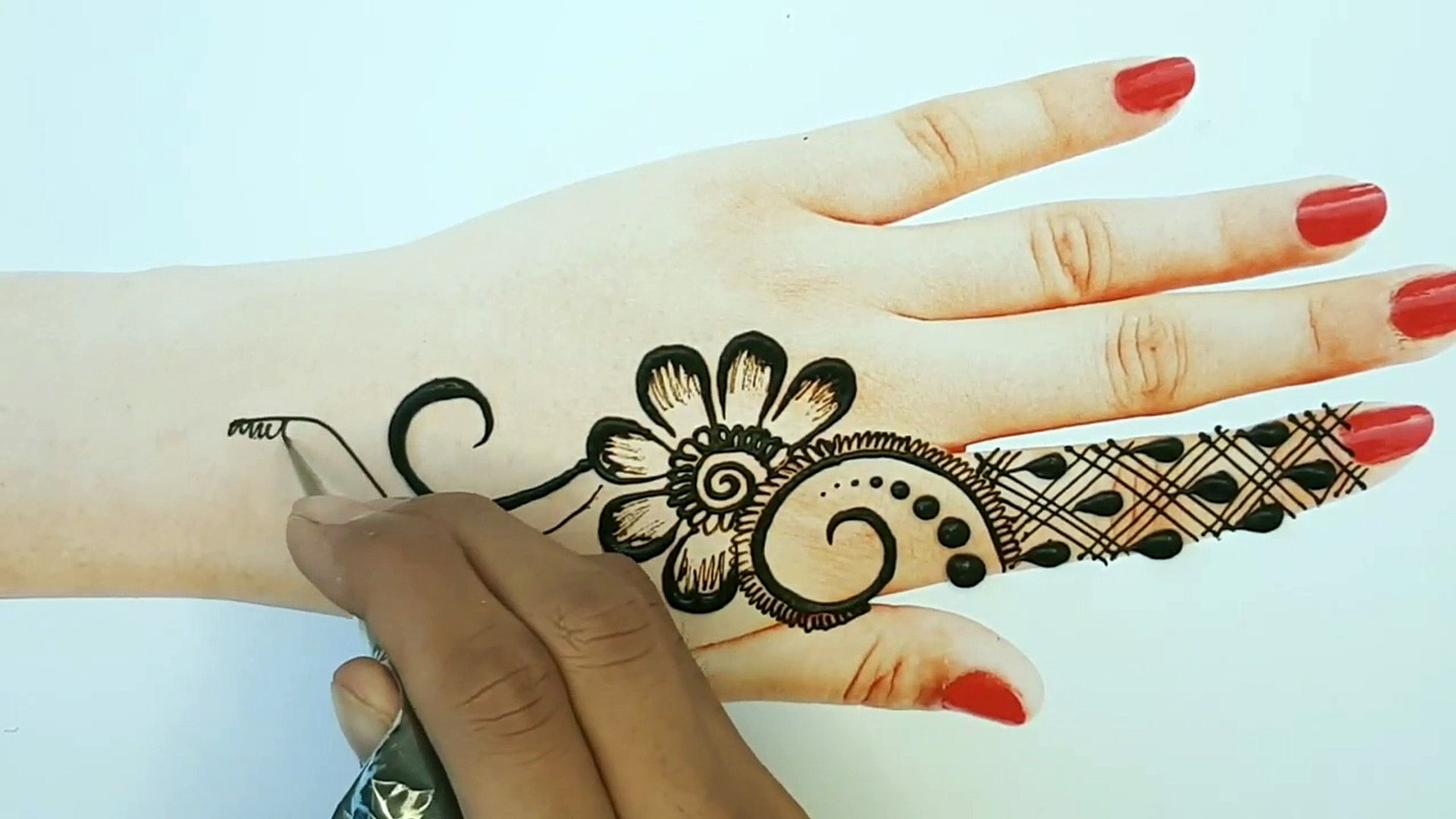 Very Easy Mehndi Design Back Hand Simple Arabic Mehndi Design For Hands Floral Mehendi Designs 22 Video Dailymotion