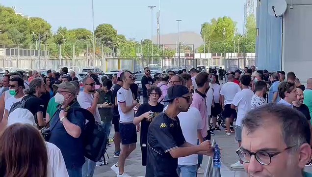 Il City Group si presenta: tifosi festanti al Barbera