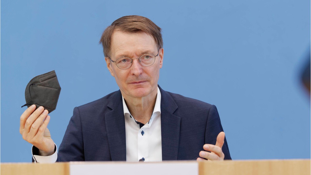 Lauterbach über Covid-Maßnahmen im Herbst: "Lockdown ausgeschlossen, Schulschließungen nicht"