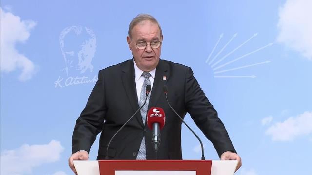 Son Dakika | Öztrak: Bu Yaptıkları Zam Değil Zulümdür. Zamlı Asgari Ücret Şu Haliyle Mevcut Açlık Sınırının 891 Lira Altında. Hak Mıdır, Reva Mıdır?