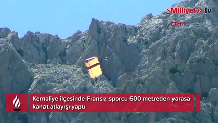 Fransız sporcu 600 metreden yarasa kanat atlayışı yaptı