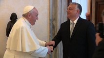 Papa nega rumores sobre possível renúncia