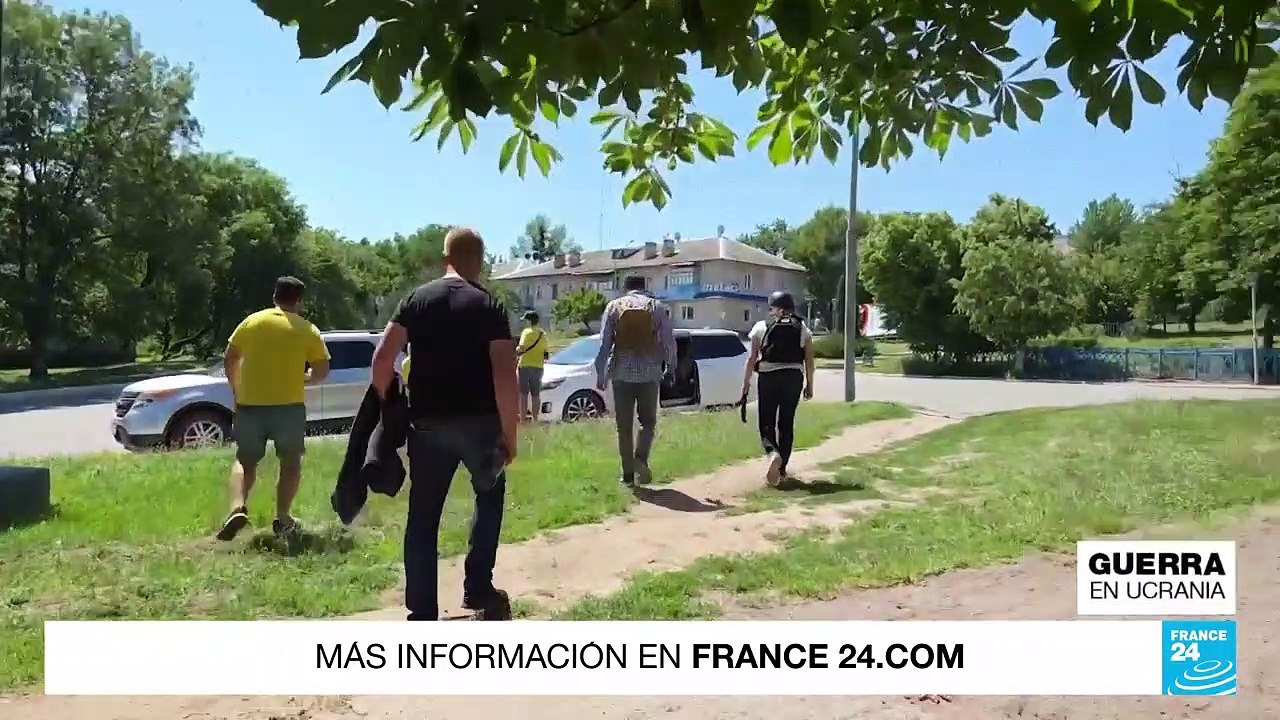 Funcionacios públicos ucranianos trabajan desde el exilio por sus ciudades