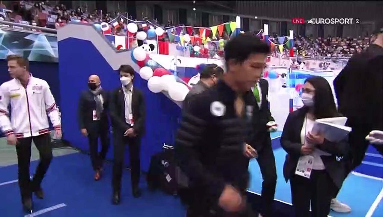 WTT21 - Commentators mention Hanyu during Men FS (1080p ESP ITA)