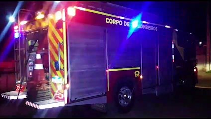 Bombeiros apagam incêndio ambiental no Brasmadeira