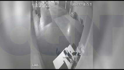 Câmera de segurança flagra indivíduos invadindo barracão na BR-369