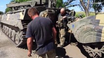 Tropas russas a caminho de Sloviansk, na região de Donetsk