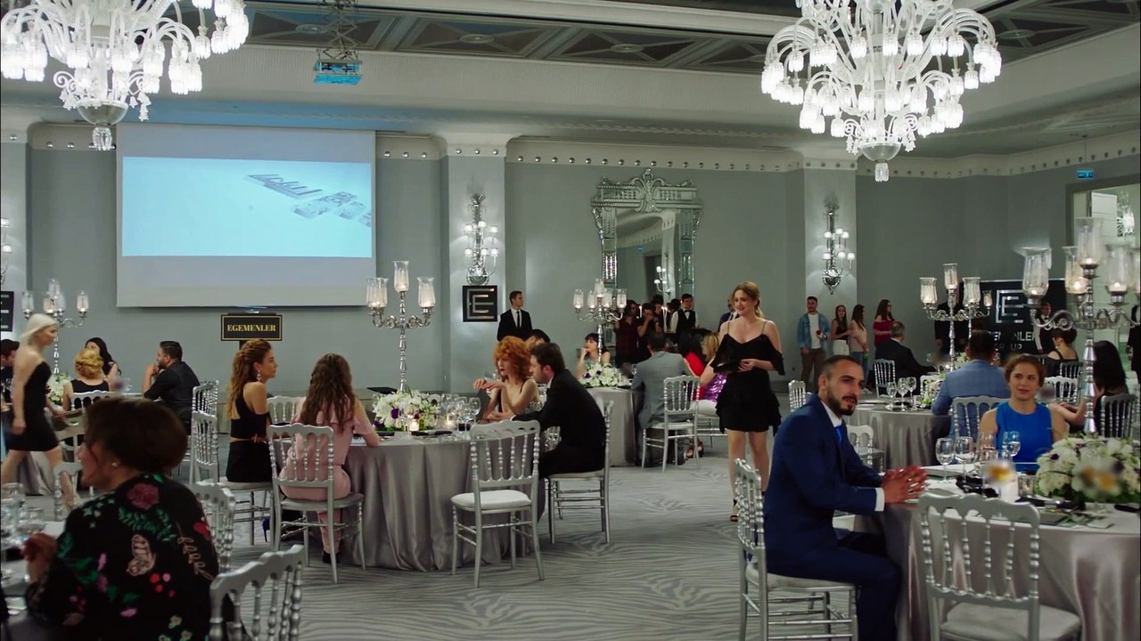 Fazilet Hanim ve Kizlari / Fazilet and Daughters - Episode 163 (English Subtitles)