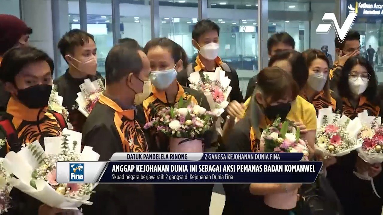 Skuad terjun negara selamat tiba dari Kejohanan Dunia Budapest