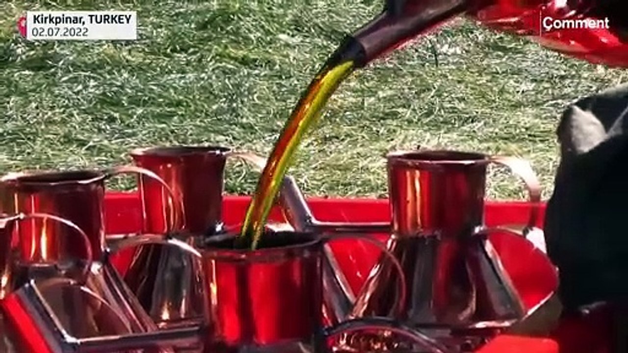 661. Tarihi Kırkpınar Yağlı Güreş Festivali'nde pehlivanların 'geleneksel güreşi'