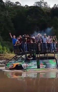 On sait dès le début que quelque chose va mal tourner, mais...