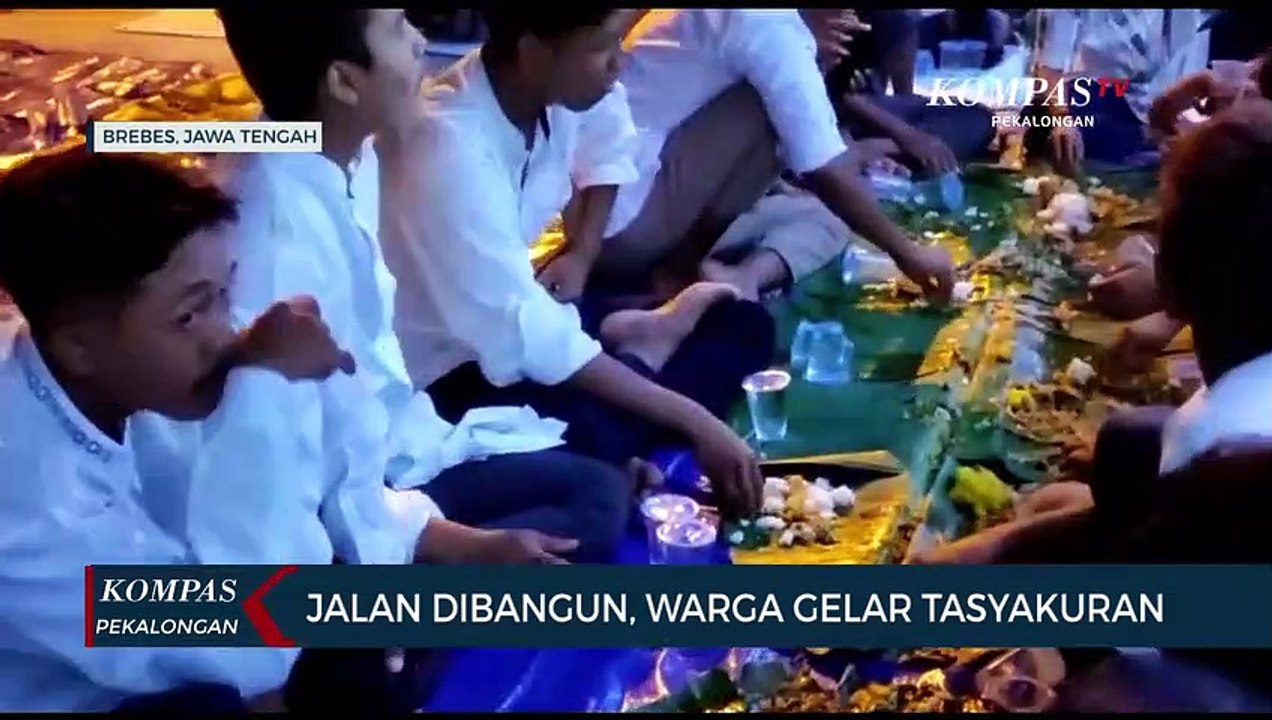 Jalan Dibangun, Warga Gelar Tasyakuran