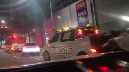 서울 양천구 교차로에서 트럭·승합차 충돌...11명 다쳐 / YTN